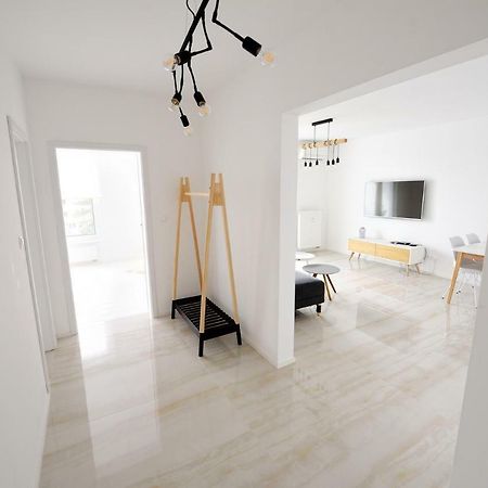 Center Aupark Apartment Piest'any Buitenkant foto